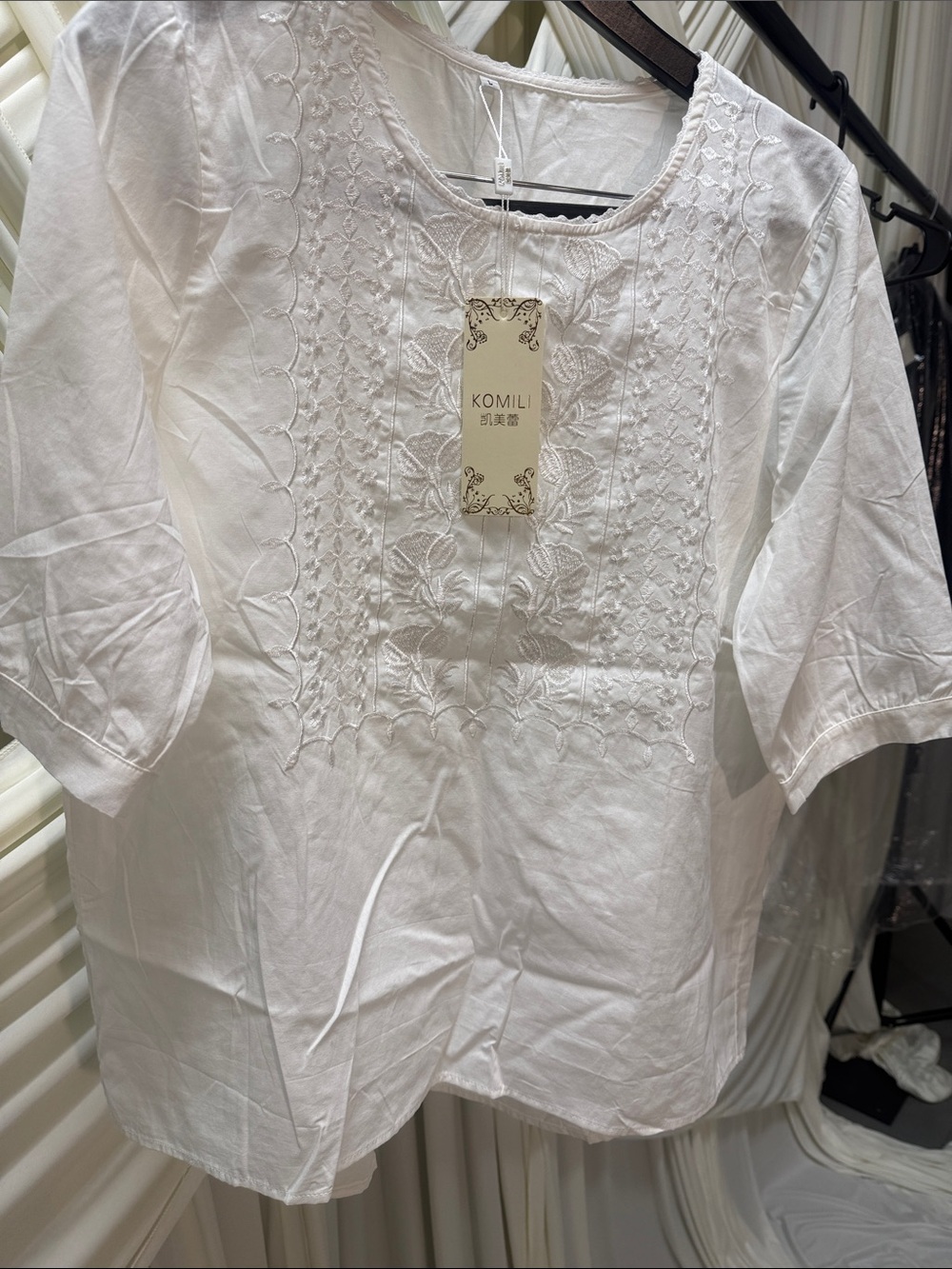 KOMILI - White Embroidered Blouse (Size: L)